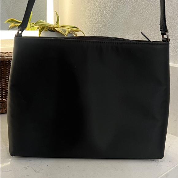 Kate Spade Classic Black Crossbody Bag - Picture 4 of 11